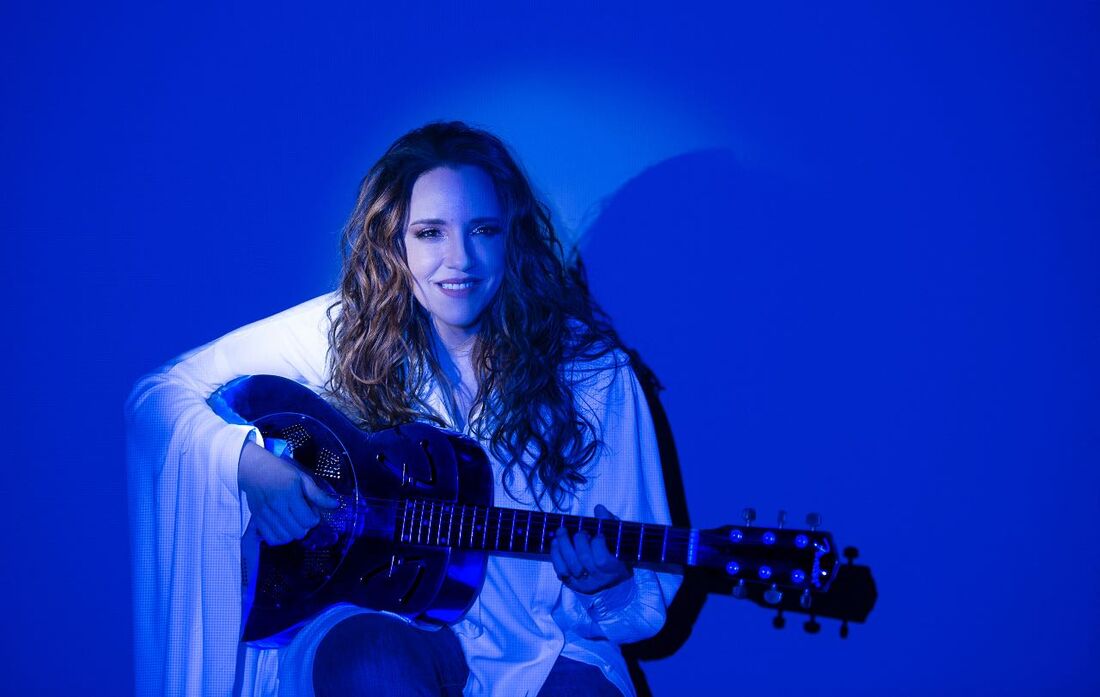 Ana Carolina, cantora e compositora