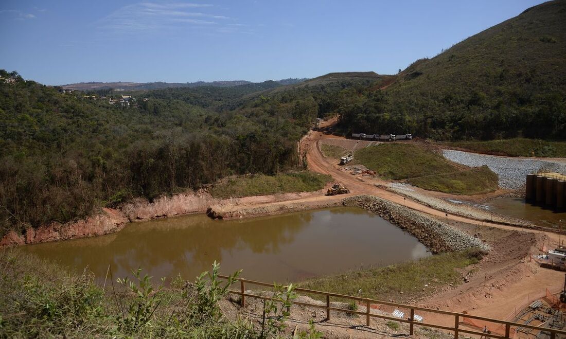 Mineradora ainda possui 25 estruturas em situação de emergência