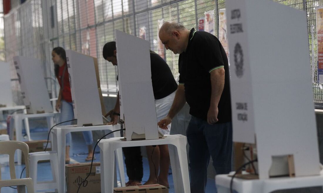 Ao todo, mais de 93 mil pessoas votaram nas eleições do Recife