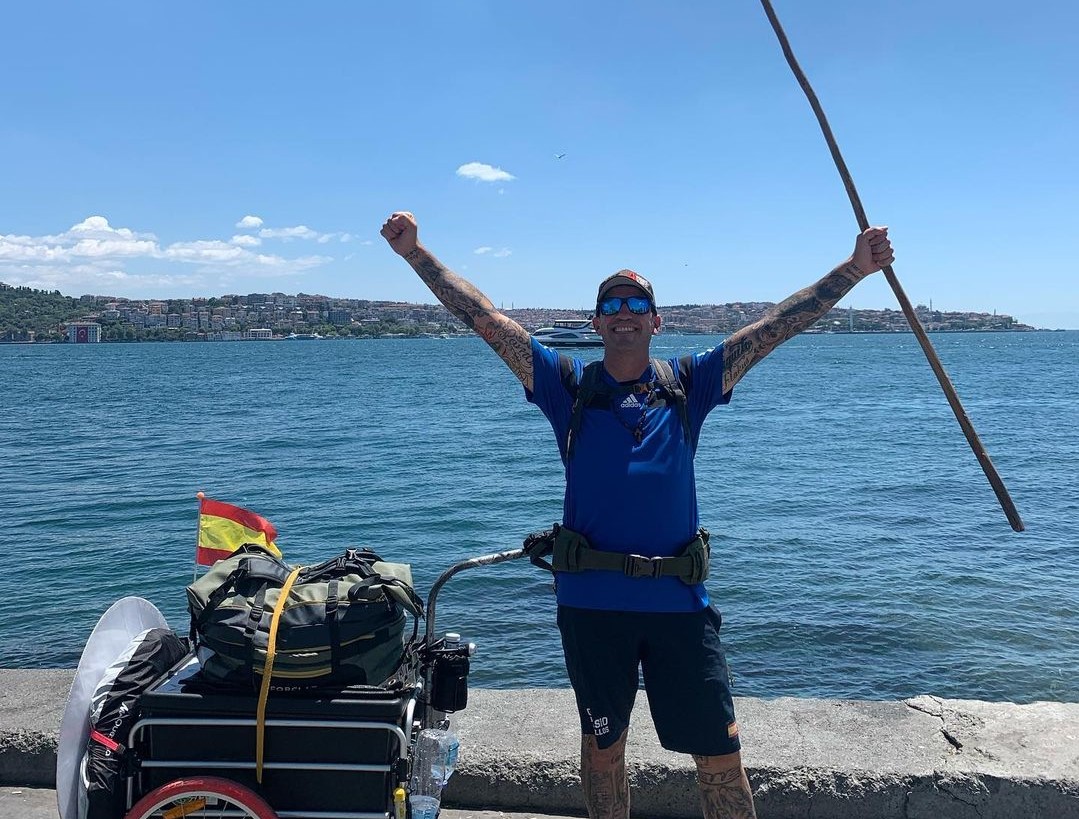 Santiago Sánchez Cogedor, de 40 anos, espanhol desaparecido que iniciou em 8 de janeiro uma jornada a pé da cidade espanhola de Alcalá de Henares, nos arredores de Madrid, até o Catar para assistir a Copa do Mundo