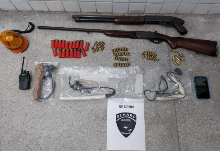 Artefatos explosivos, armas de fogo e munições