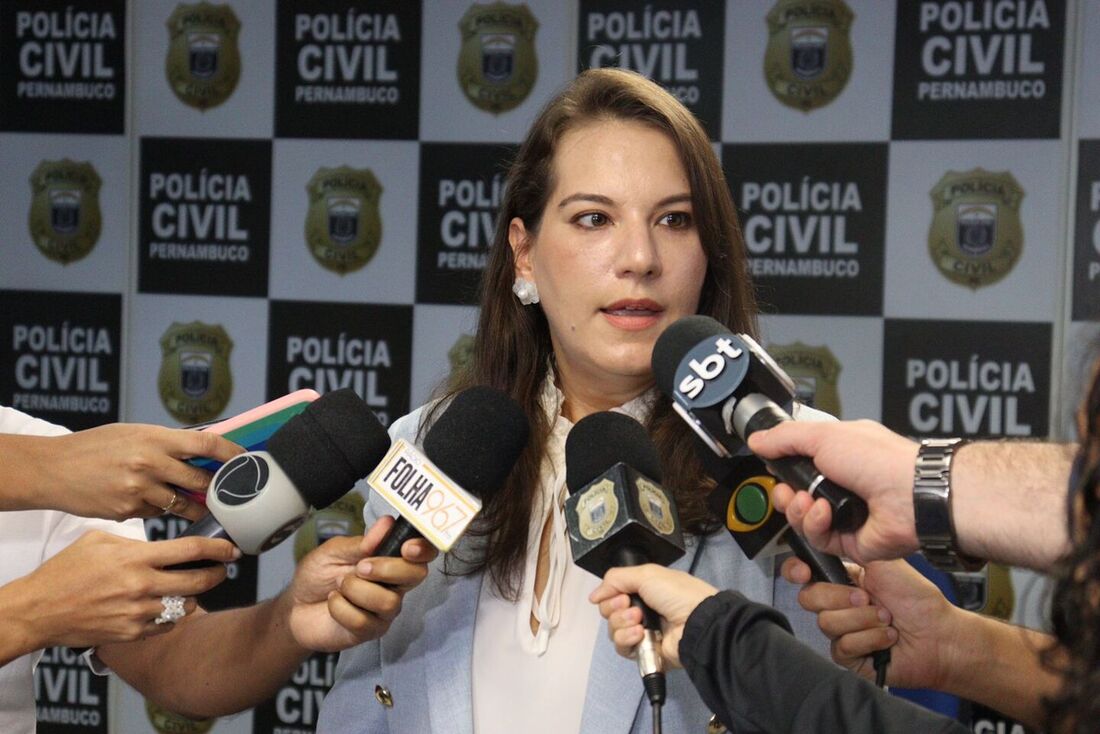 Delegada Mariana Vilaboas, da DPCA, deu detalhes sobre o caso