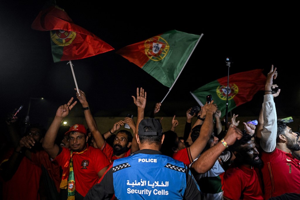 Torcedores recepcionaram a delegação portuguesa, em Doha