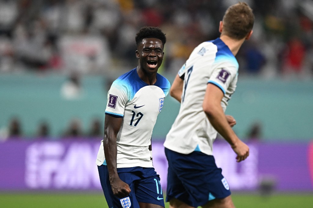 Saka marcou dois gols contra o Irã