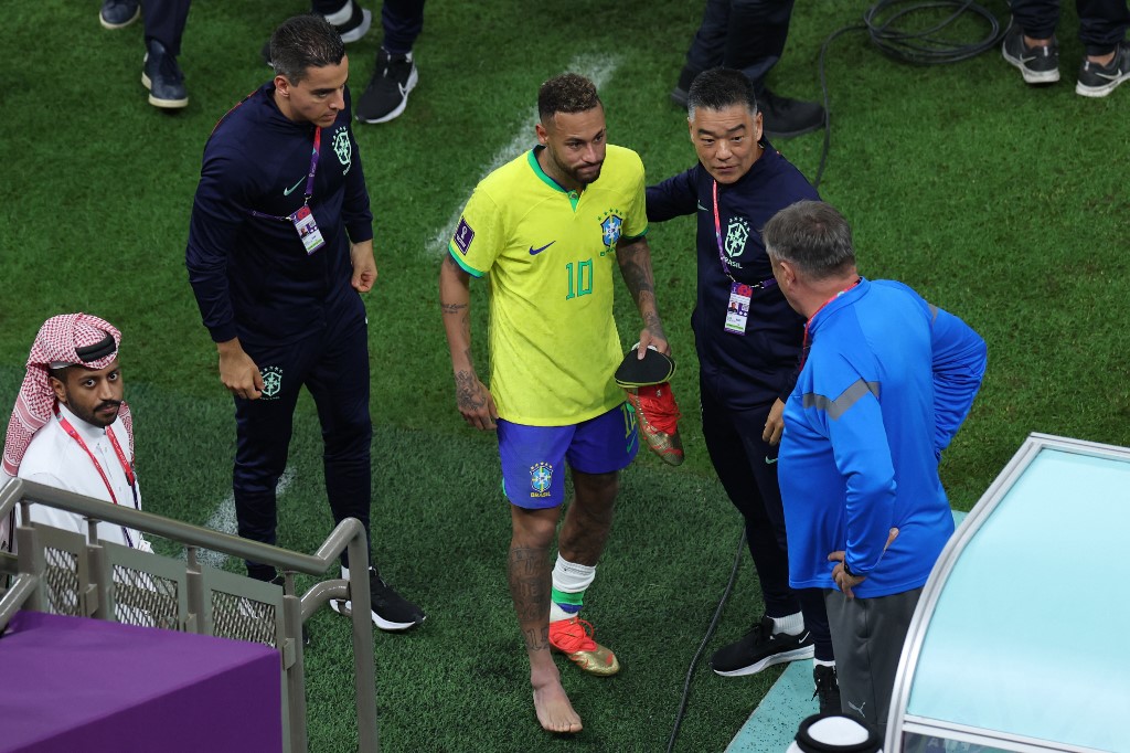 Neymar vai poder jogar? Veja o que disse o médico da seleção brasileira de  futebol sobre o quadro de saúde de Neymar Jr. e Danilo