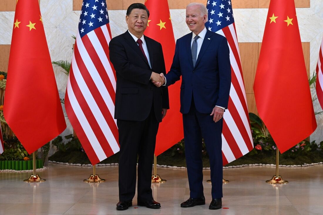 Encontro presencial entre Joe Biden e Xi Jiping, em Bali