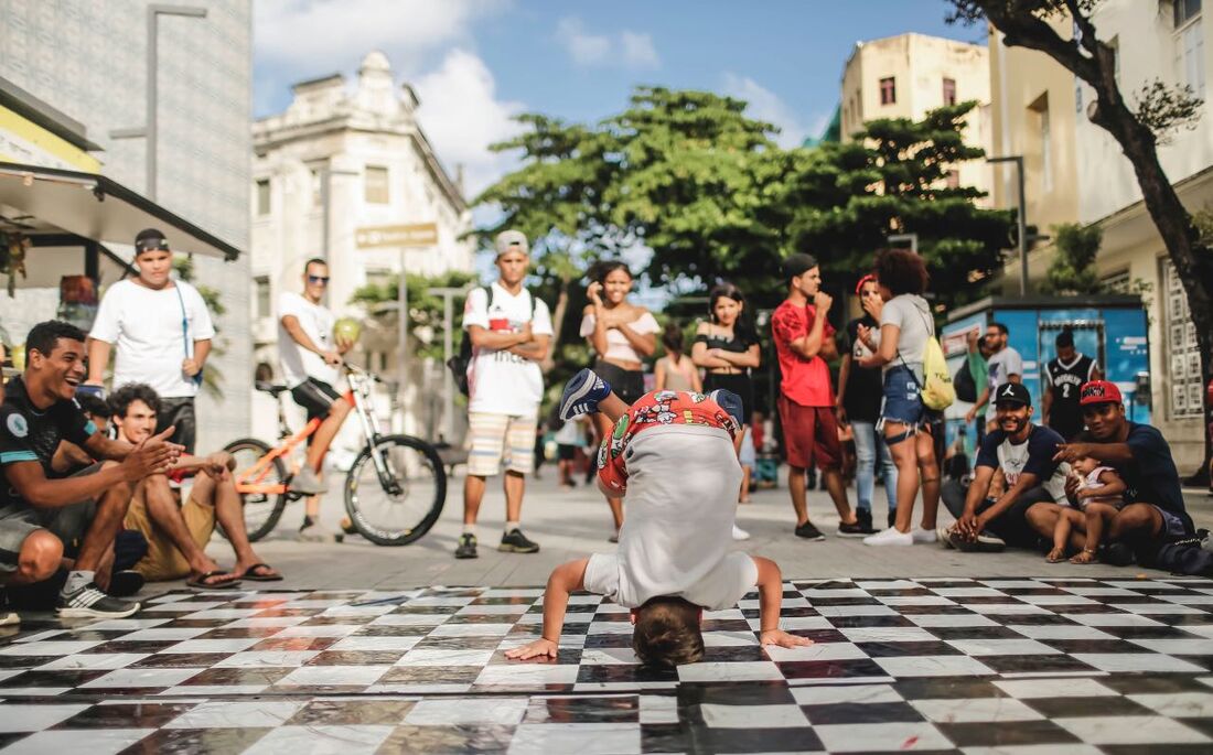 Festival de Dança do Recife começa nesta quinta-feira (3); veja programação  - Folha PE