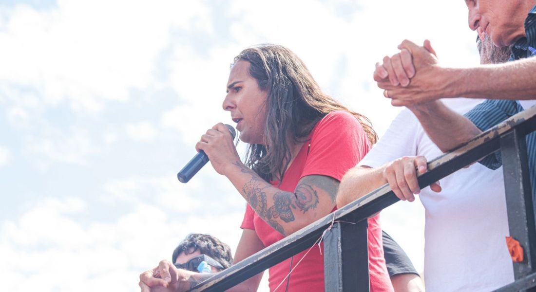 Mulher trans, Duda Salabert pode fazer campanha com escolta e coletes à prova de bala