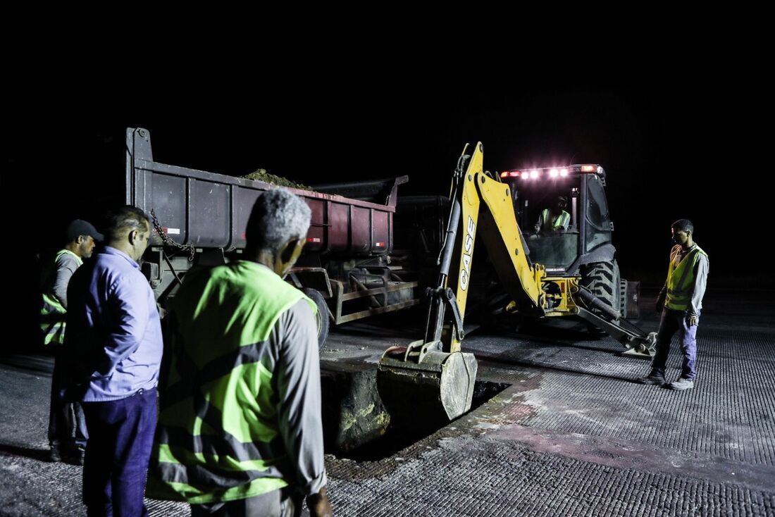 Recuperação da pista do Aeroporto de Fernando de Noronha 