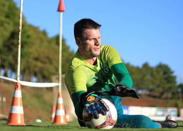 Vagner, ex-goleiro da Chapecoense