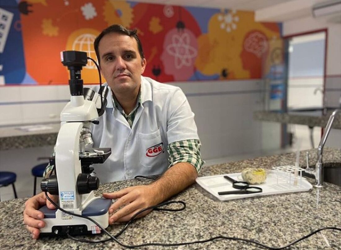 Professor de Química, Fábio Costa