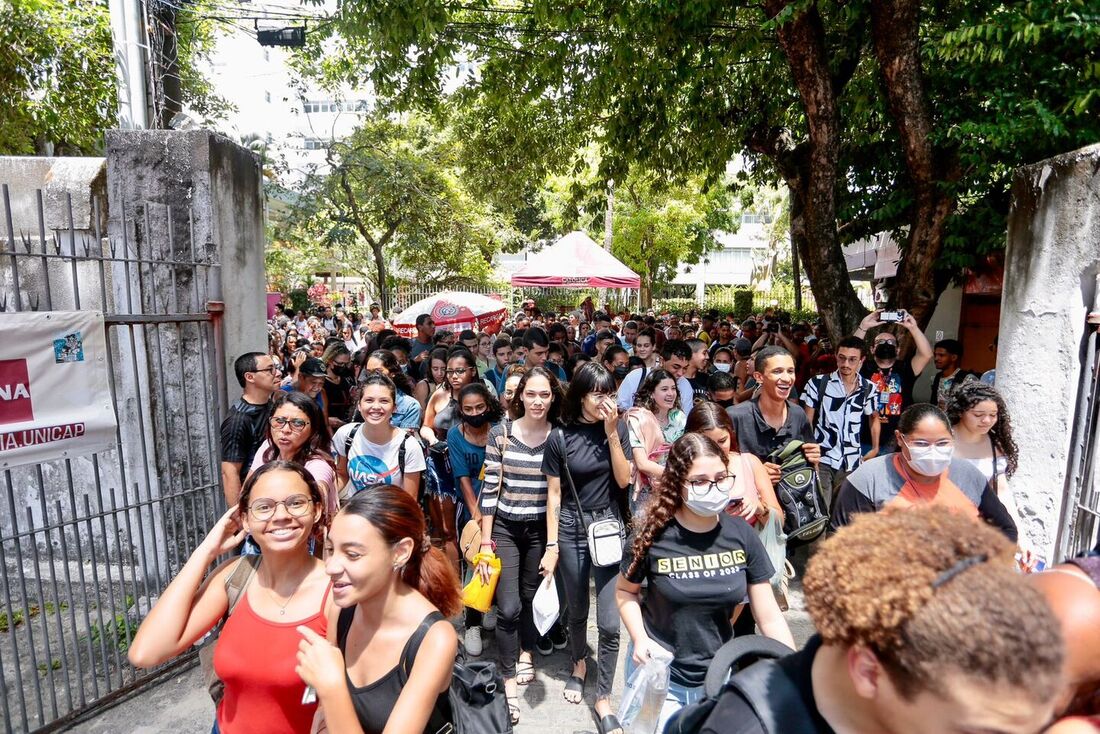 Segundo dia do Enem 2022 foi tranquilo, mas com movimentação intensa dos estudantes