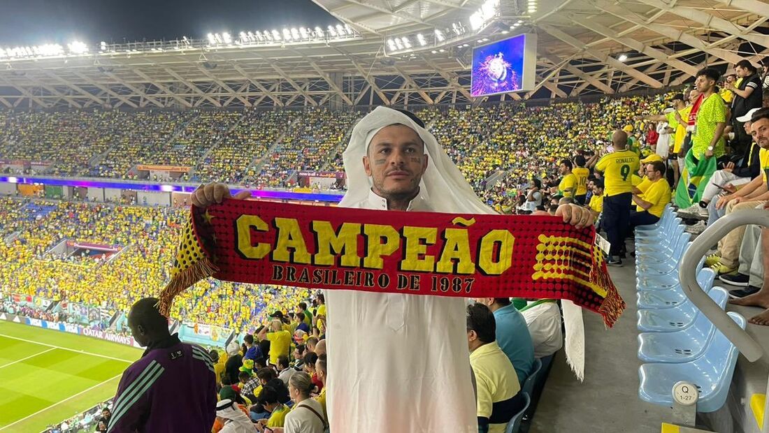 Influencer Toguro leva faixa do Sport para a Copa do Mundo do Catar