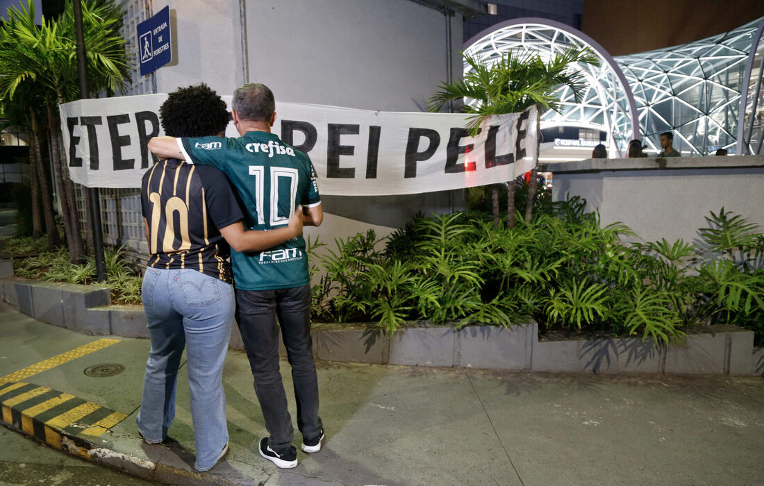 Foto de jogador na infância com camisa do Fluminense viraliza em