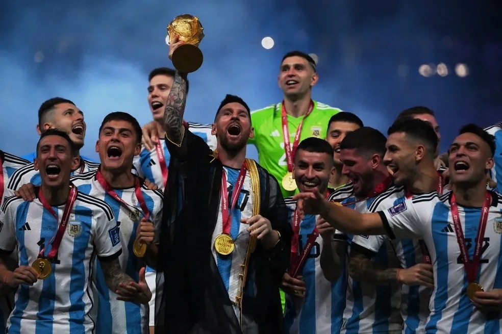 CAMISOLA  MESSI 10  ARGENTINA CAMPEÃO MUNDIAL 2022