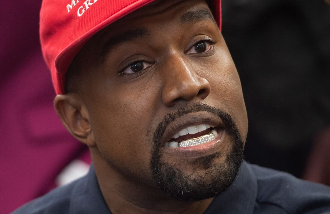 Kanye West declarou seu "amor" pelos nazistas e admiração por Adolf Hitler na quinta-feira, provocando indignação quando outro parceiro comercial anunciou que estava se separando do superastro problemático