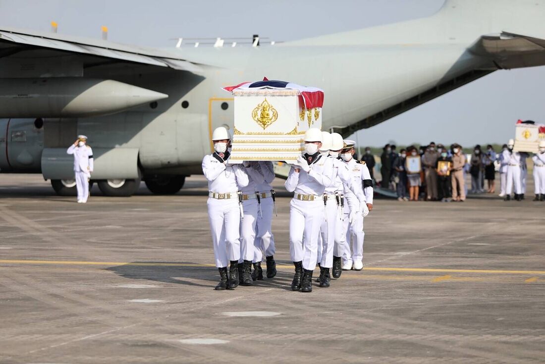 Marinha da Tailândia recupera mais seis corpos após naufrágio de navio de guerra