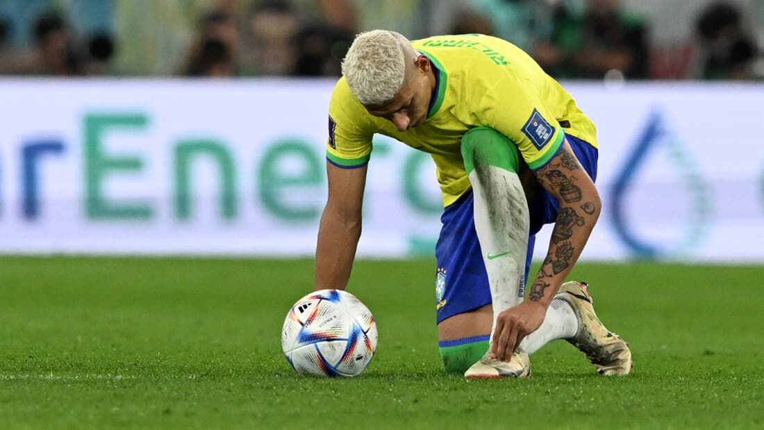 Brasil encara Croácia com combinação inédita do uniforme na Copa