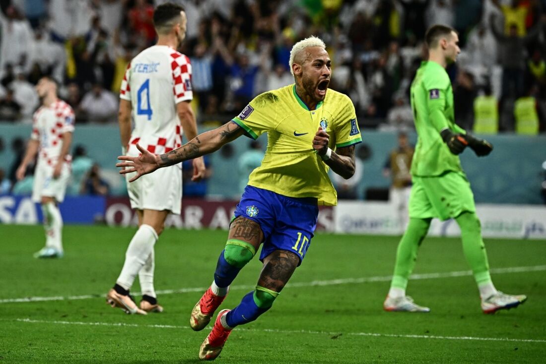 Transmissão do placar da partida de futebol da copa do mundo da