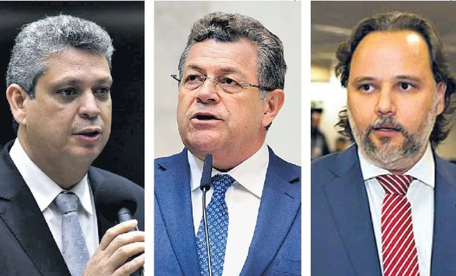 Da esq. p/ a dir., vice-presidente do PT Márcio Macedo, o deputado estadual Emidio de Souza e o advogado Marco Aurélio de Carvalho