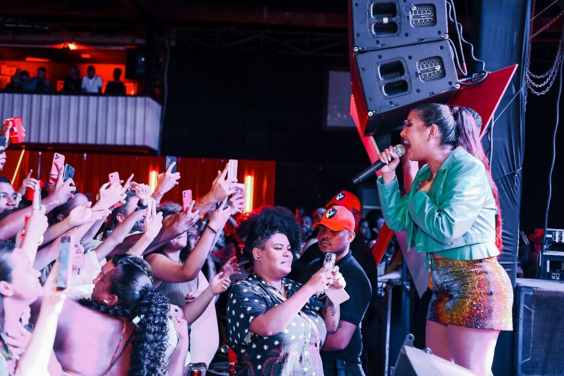 Priscila Senna no BudX