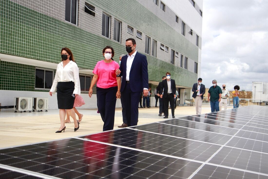 Inauguração da usina de geração solar do HCP