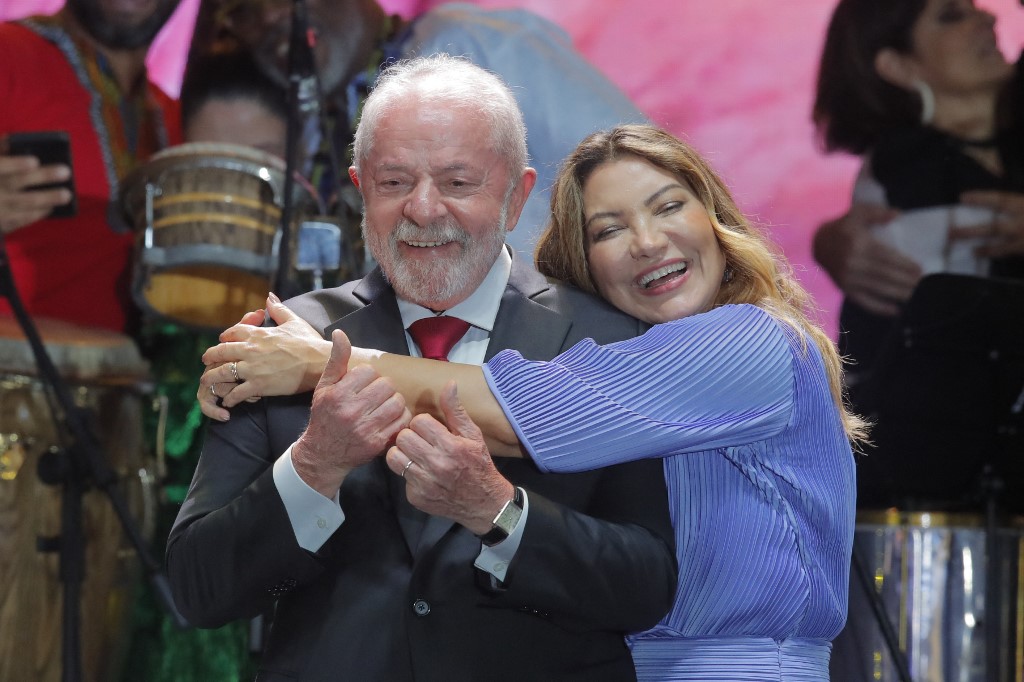 Presidente recém-empossado Luiz Inácio Lula da Silva e a primeira-dama, sua mulher Rosângela da Silva