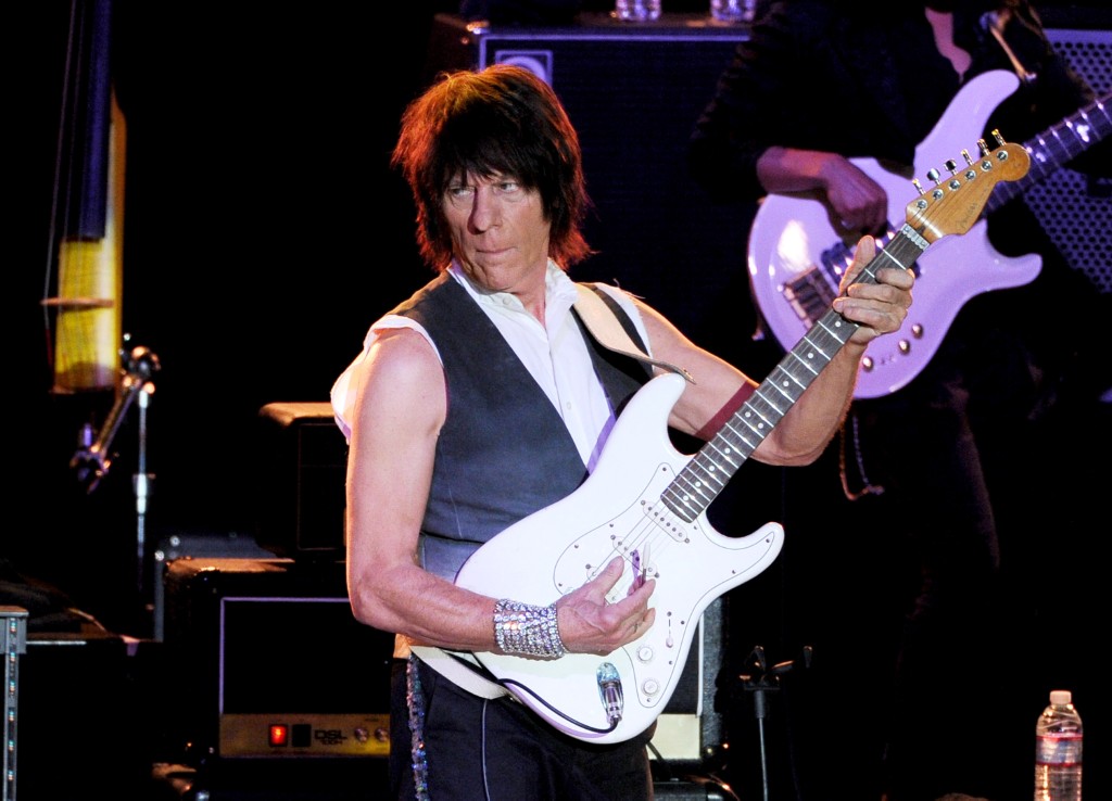 Jeff Beck ascendeu ao estrelato do rock com o supergrupo Yardbirds nos anos 1960