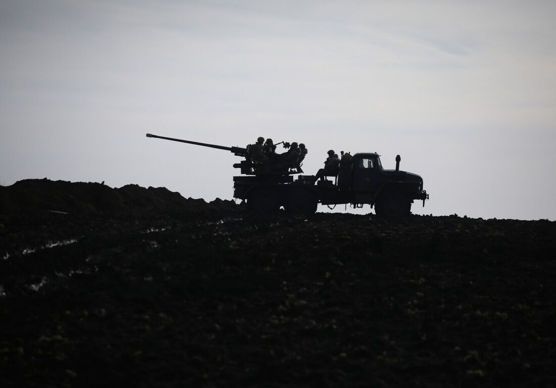 Uso de IA no setor militar é discutido em conferência na Holanda 