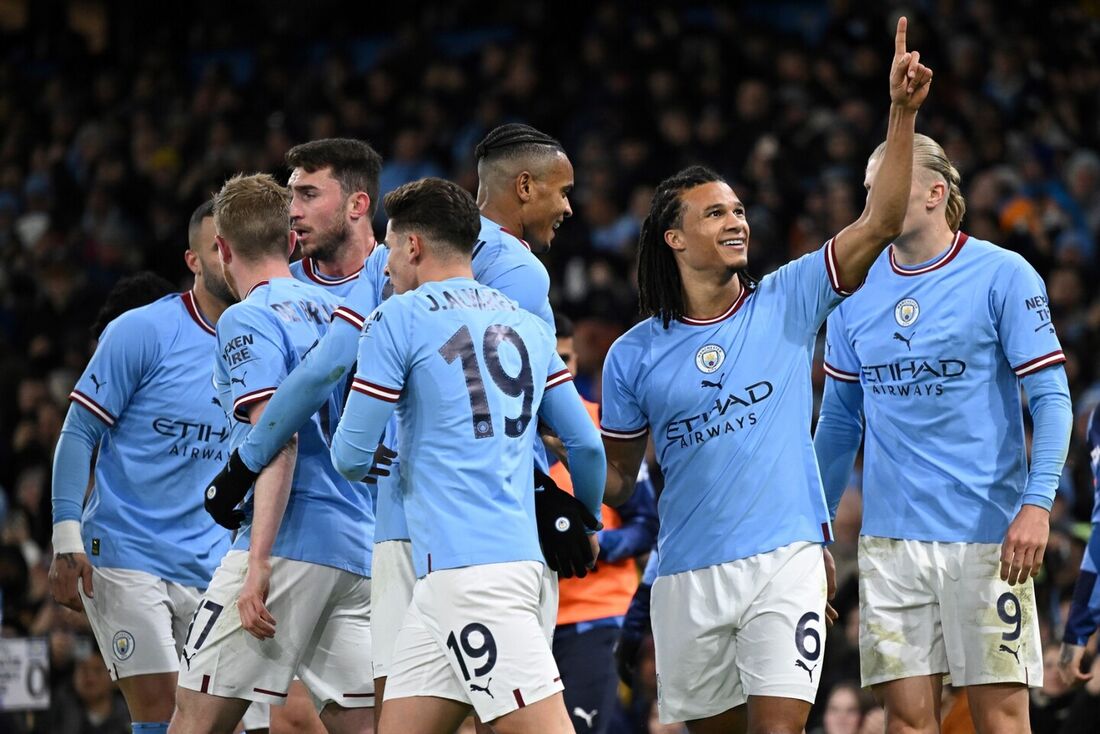 Manchester City elimina Arsenal e avança às oitavas da Copa da