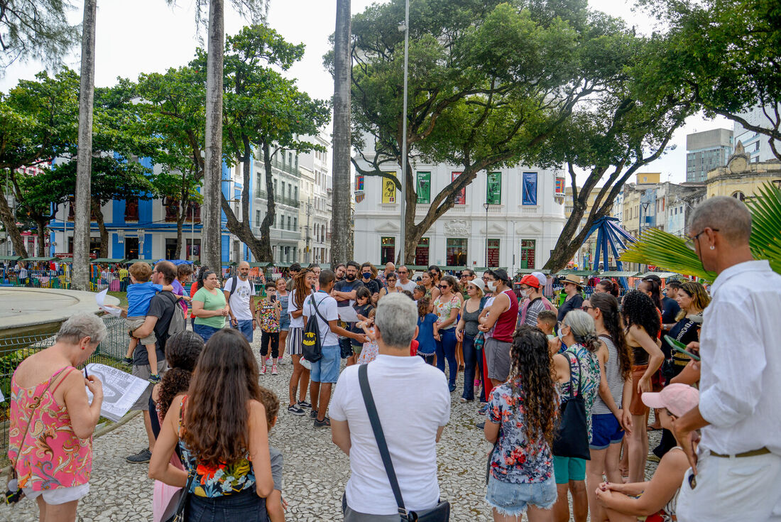 Projeto Olha! Recife realiza passeios por pontos históricos da capital pernambucana