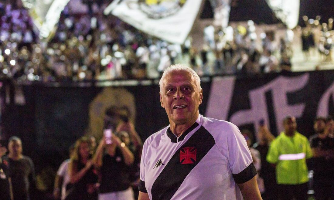 Roberto Dinamite, ídolo do Vasco