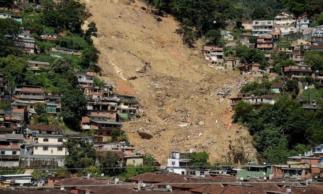 Os estados mais impactados são Santa Catarina, Minas Gerais, Espírito Santo e São Paulo