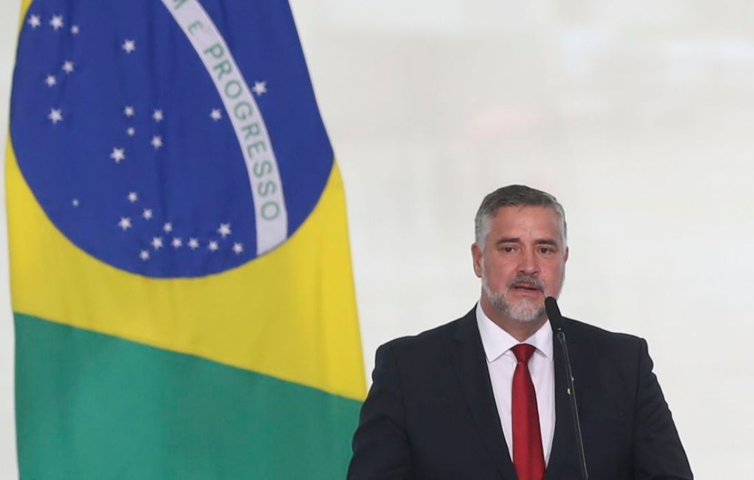 O ministro da Secretaria de Comunicação Social da Presidência, Paulo Pimenta, toma posse, no Salão Oeste do Palácio do Planalto