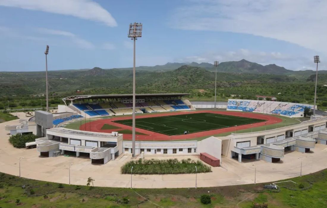 Estádio Nacional de Cabo Verde, com capacidade para 15 mil espectadores