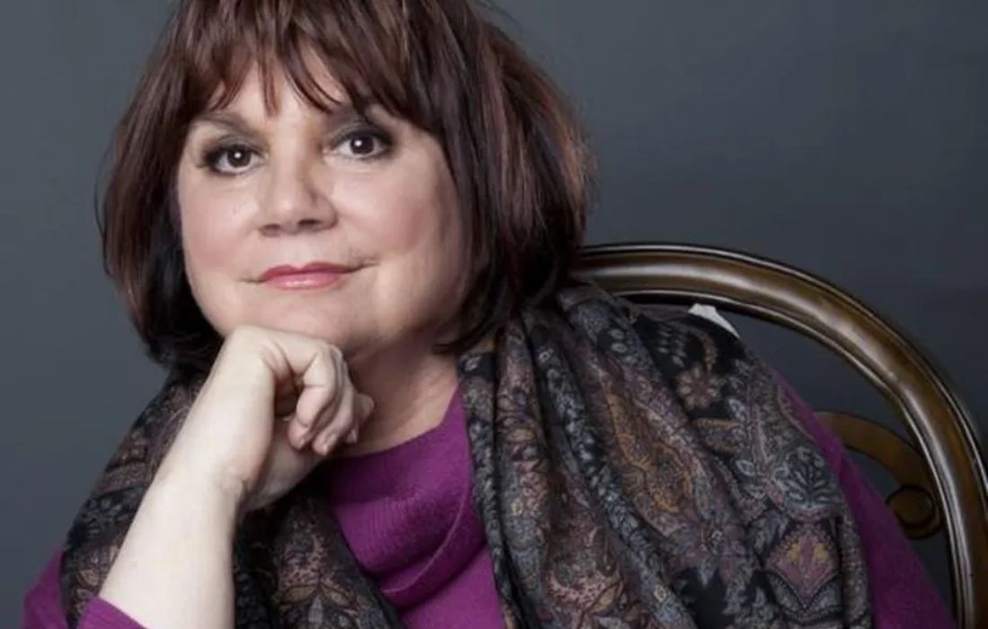 A cantora americana Linda Ronstadt