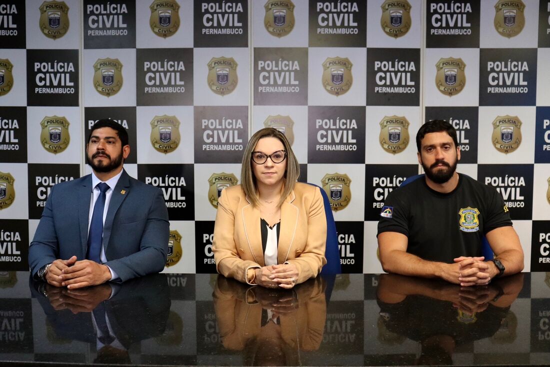 Paulo Dias, gestor do DHPP; Morgana Alves, diretora-adjunta da Diresp, e Roberto Lobo, delegado titular da 2ª Delegacia de Polícia de Homicídios/DHPP