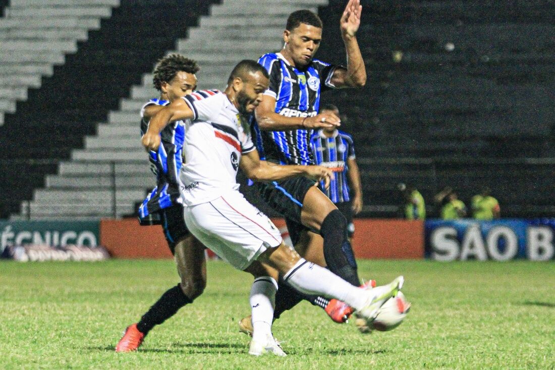 Ceará x Atlético-BA: saiba onde assistir jogo da Copa do Nordeste