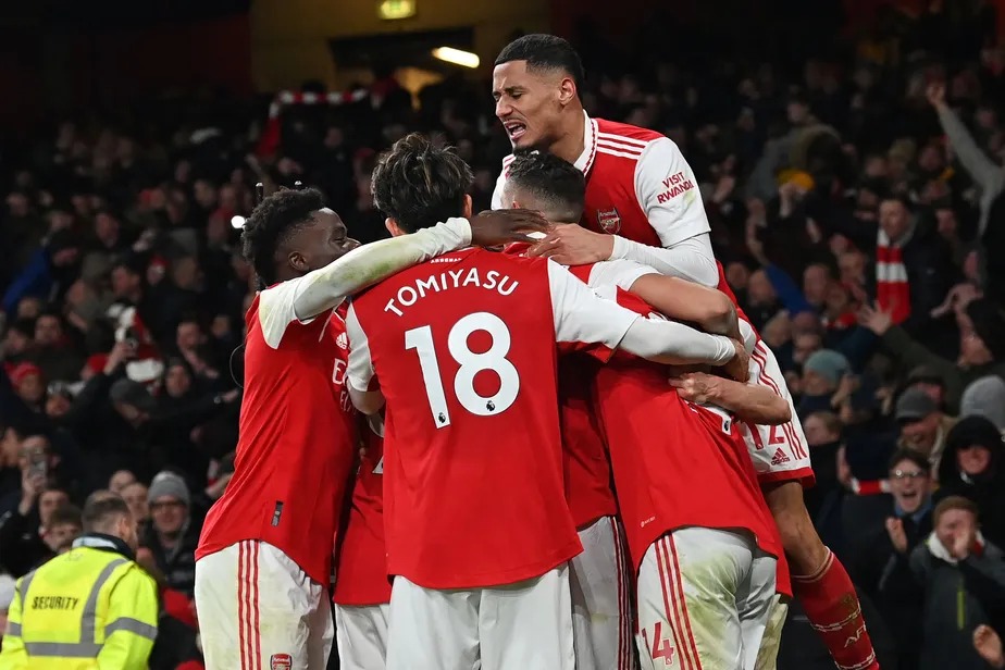 Futebol: Arsenal cimenta liderança na Premier League