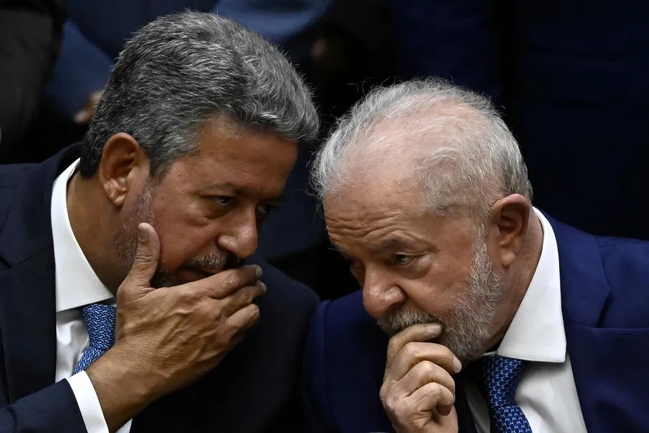 Lira conversa com Lula