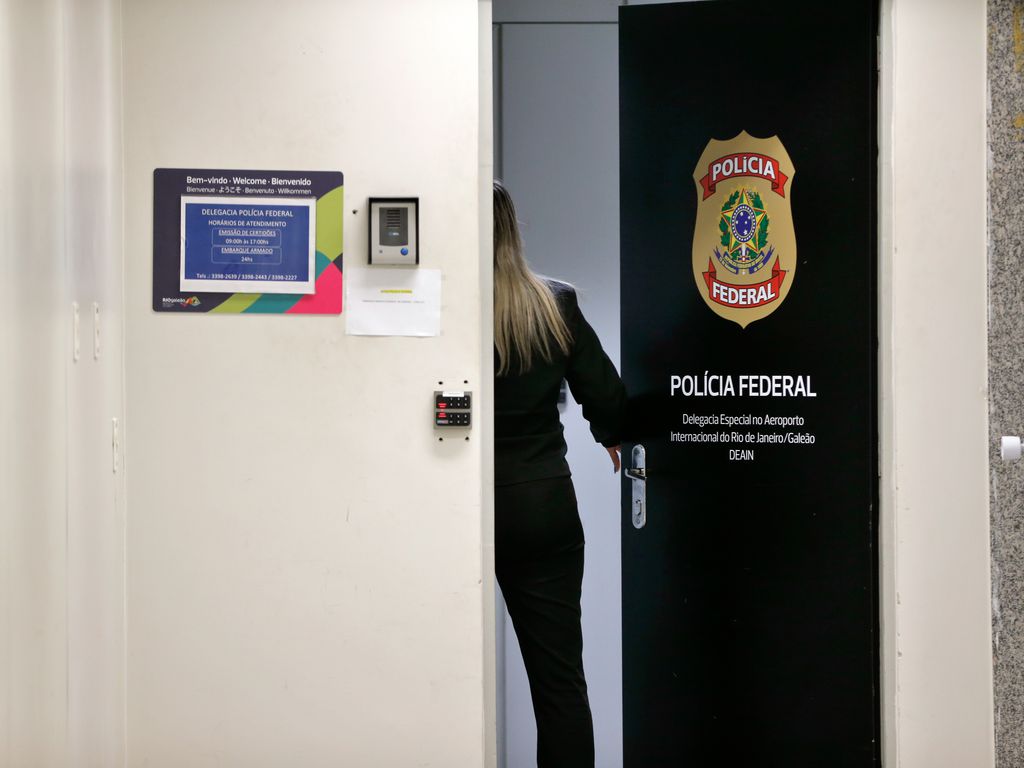 Entrada da Polícia Federal no Aeroportodo Galeão