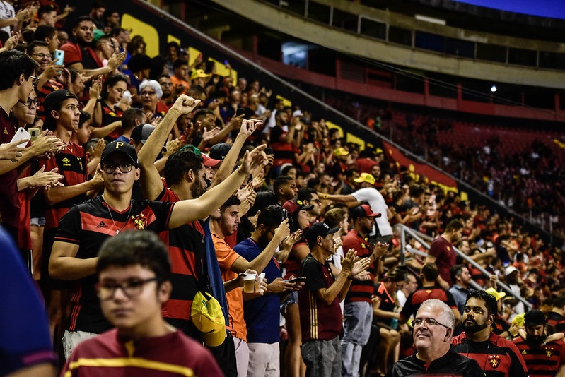 Pra variar, a torcida rubro-negra vem sendo o 12&ordm; jogador do Sport nesta temporada