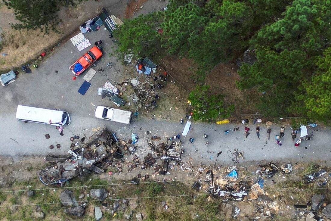 Acidente com ônibus que transportava migrantes deixa 39 mortos no Panamá