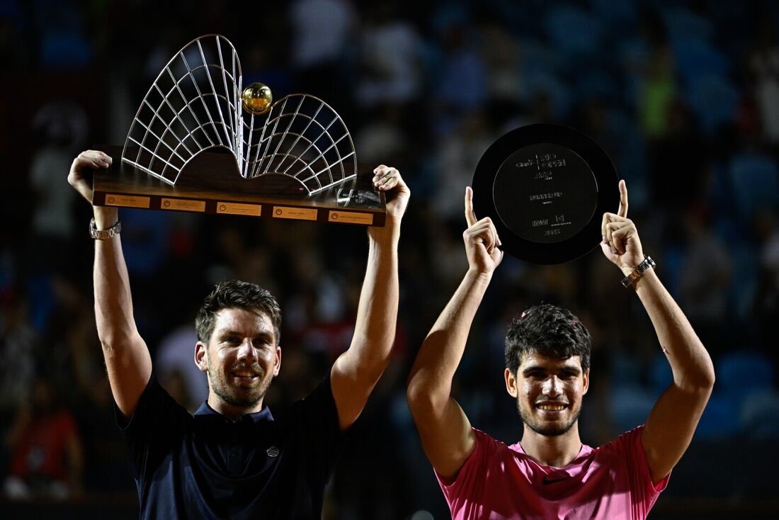 Norrie venceu Alcaraz por 2x1, parciais de 5/7, 6/4 e 7/5