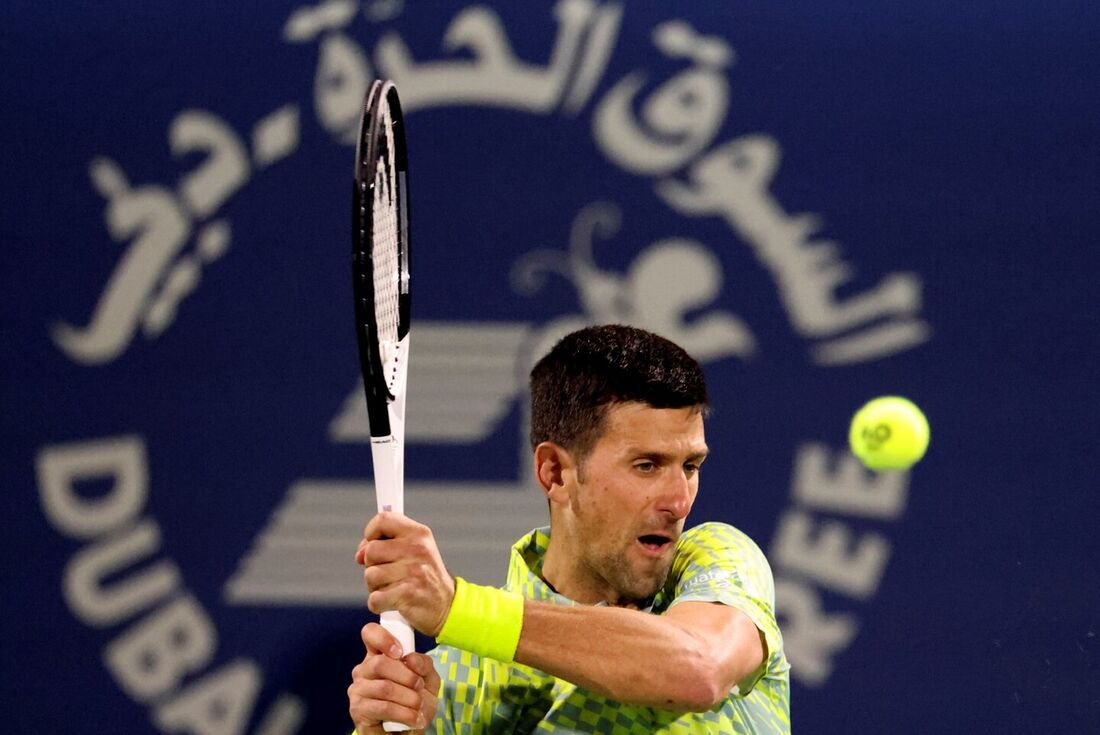 Djokovic estreia em Dubai com vitória no tie break do 3º set - Folha PE