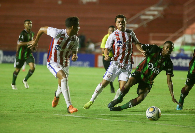 Náutico venceu o Fluminense/PI por 2x0