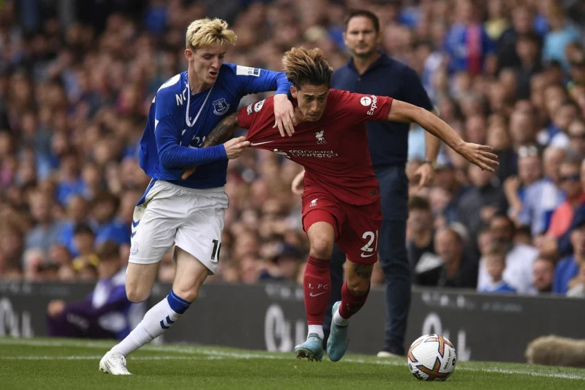 Everton x Manchester United: onde assistir, horário e escalações