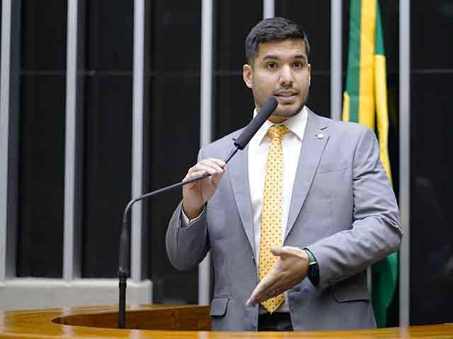 Fernandes: instauração desta CPMI se mostra necessária para que não haja injustiça contra aqueles que efetivamente não participaram