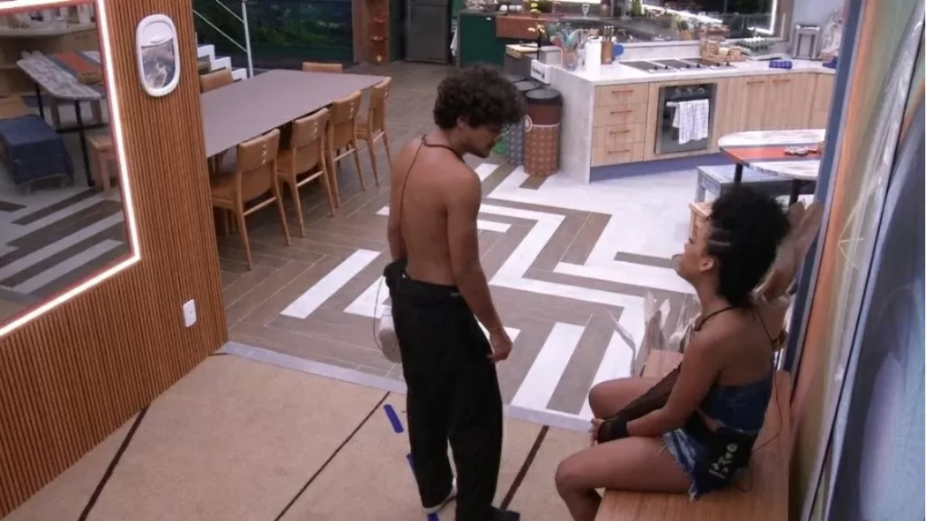 Marvvila contou sobre interesse de sister em Gabriel Santana