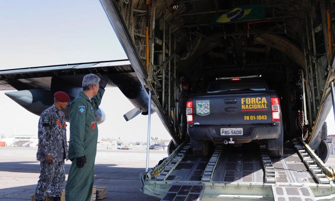 Ajuda humanitária saindo do Brasil